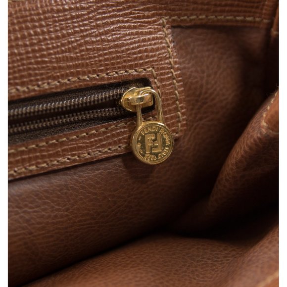 Fendi 1980s Vintage Caramel Leather Flap Crossbody - Picture 5 of 10